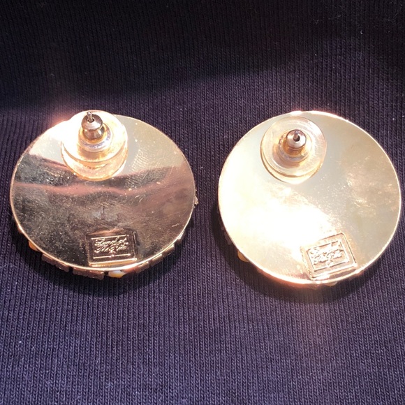 Lunch at the Ritz Lily A La Mode 🆕 Earrings - Picture 8 of 10